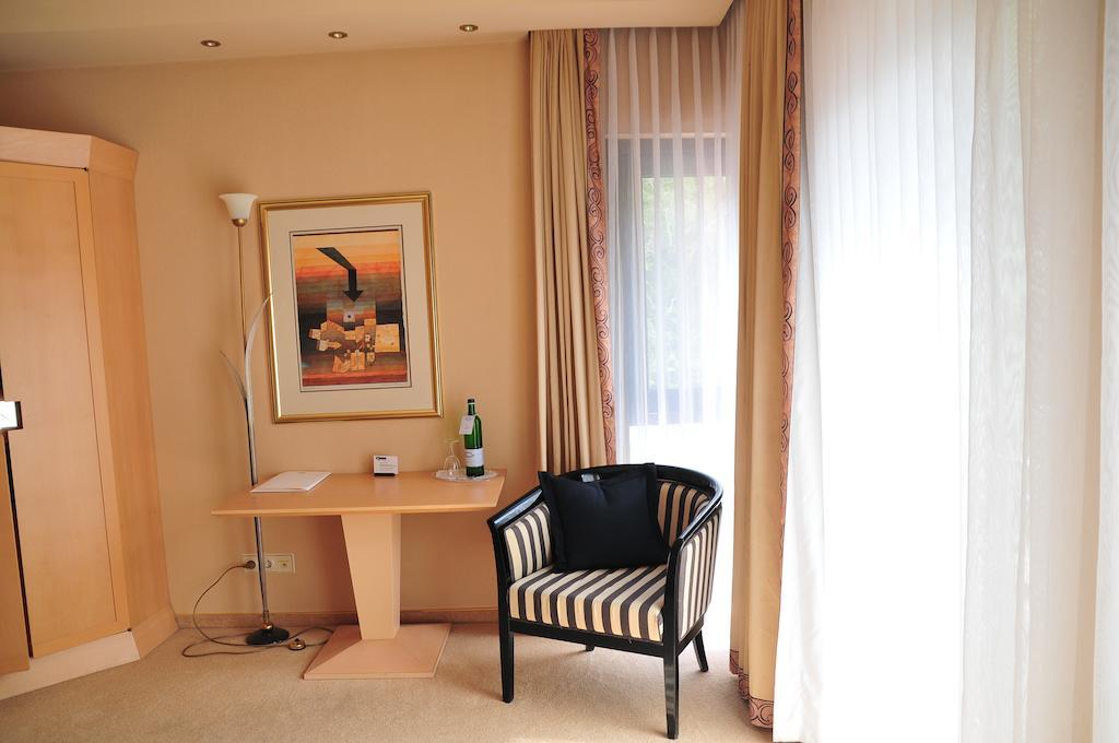 Hotel Cafe Leda Haigerloch Ruang foto